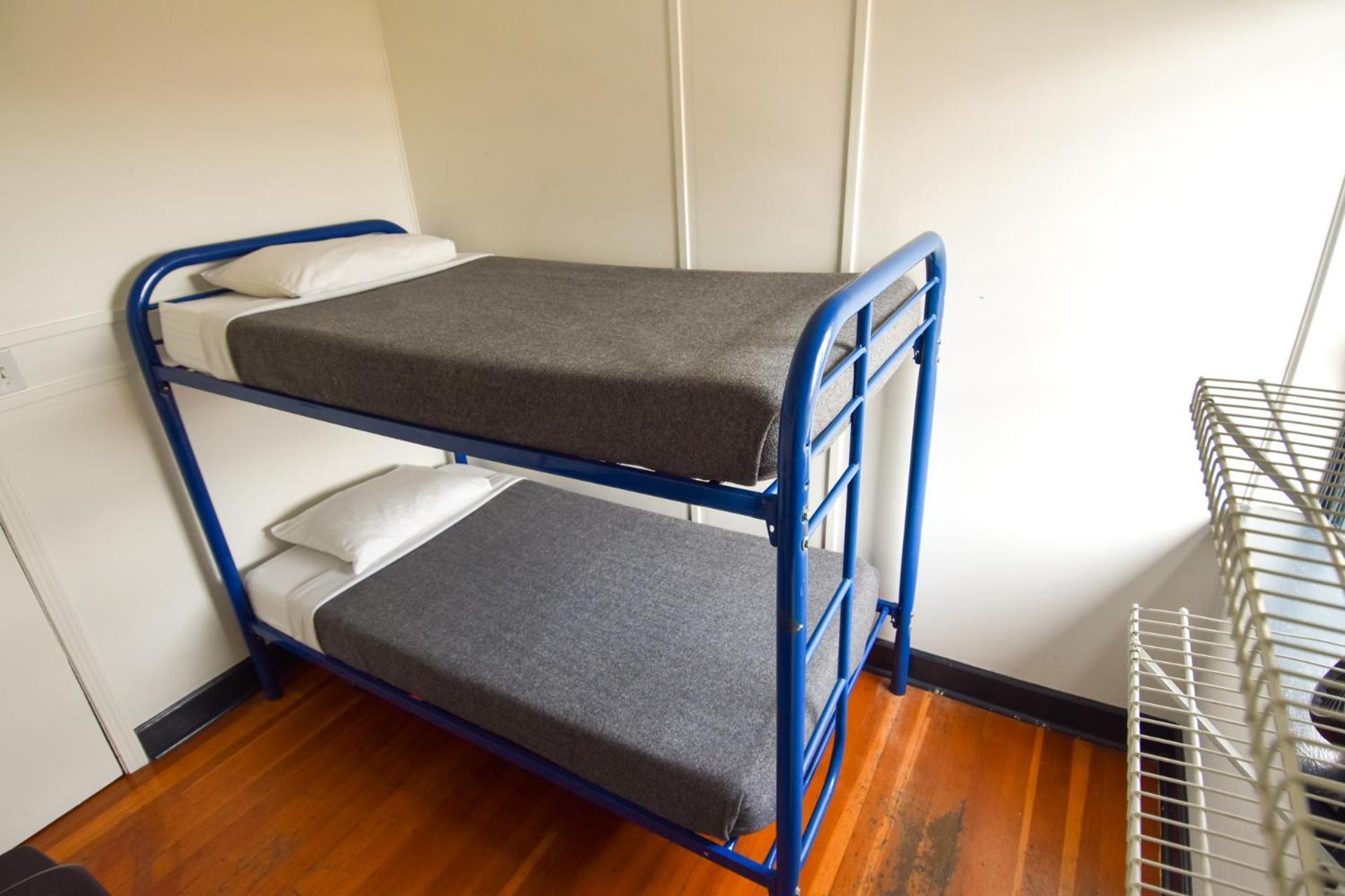 Ocean Island Inn | Backpackers | Suites Victoria Rum bild